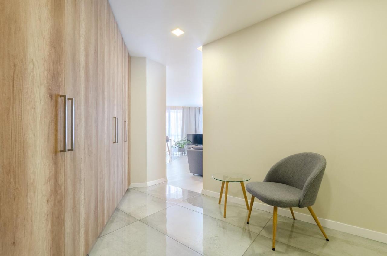 Апартаменты Petrovdom 109-200 In Spacious 2 Bedroom At Rc Kvartet, 16г Vasyl Lypkivskyi Street *