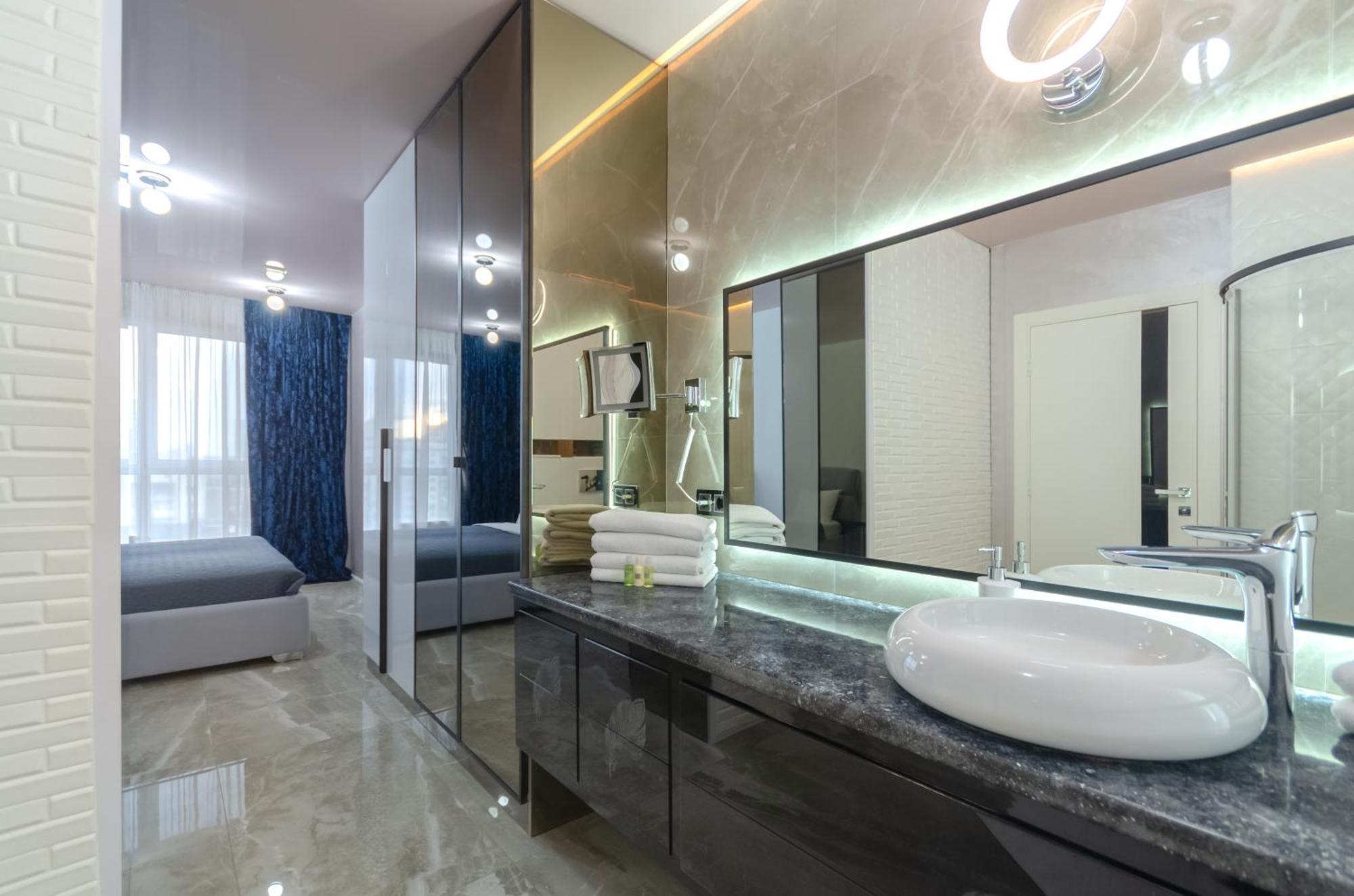 Petrovdom 109-200 In Spacious 2 Bedroom At Rc Kvartet, 16г Vasyl Lypkivskyi Street Апартаменты Киев